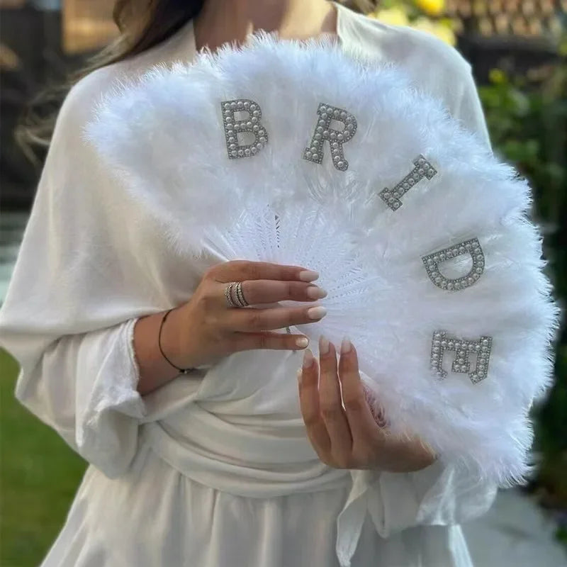 Elegant Pearl Feather Bride Fan – Luxury Handheld Bridal Accessory & Wedding Decoration