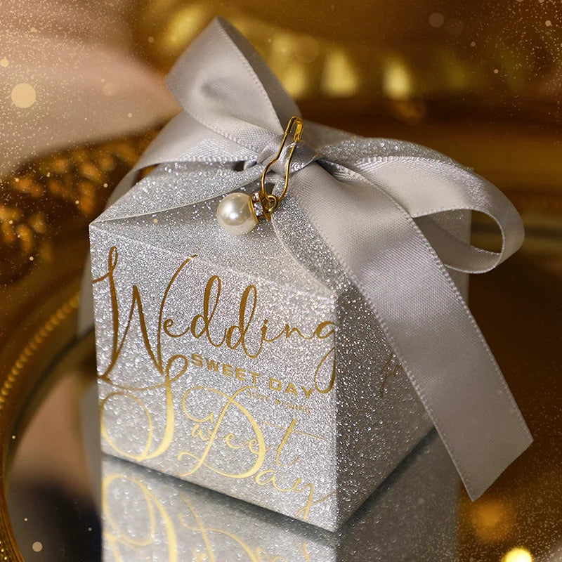 Luxury Glitter Wedding Candy Boxes with Pearl Ribbon Bow – High-End Gift & Chocolate Favor Box (20, 50pcs)