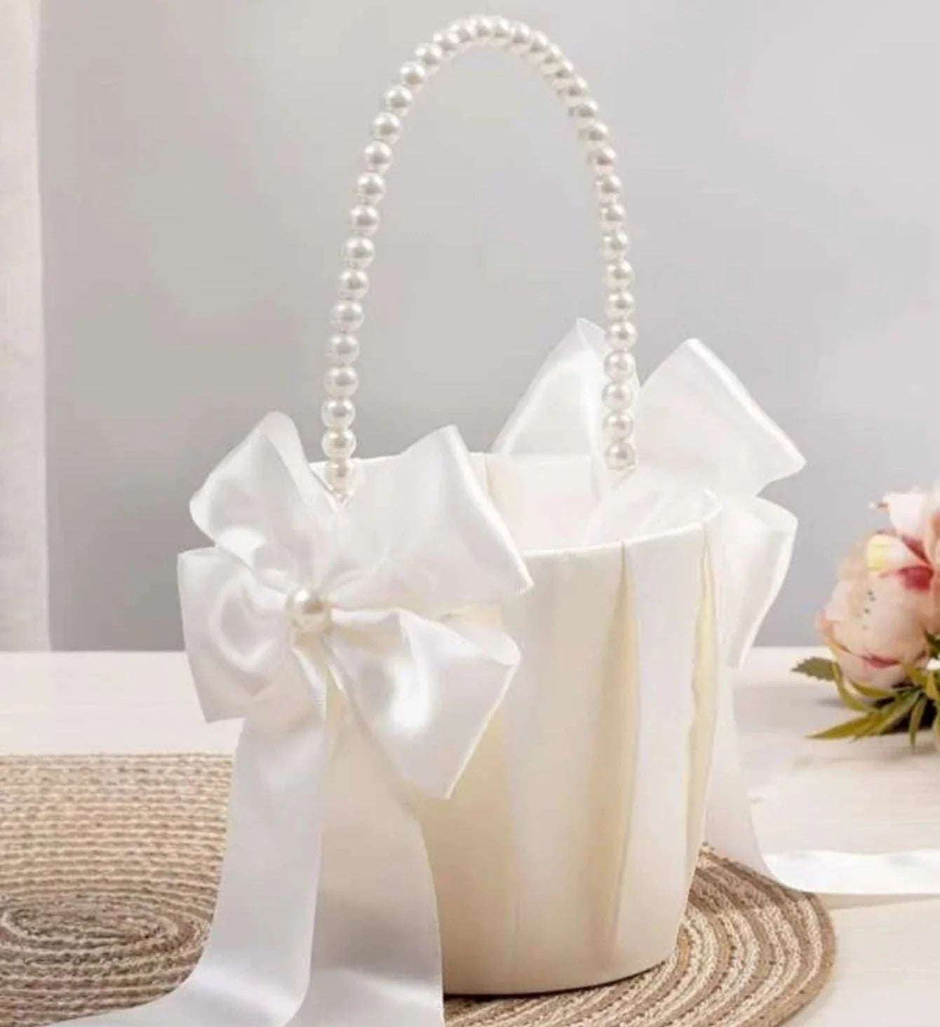 Elegant Bridal Flower Girl Basket – Satin Bow & Pearl Handle Wedding Ceremony Decoration