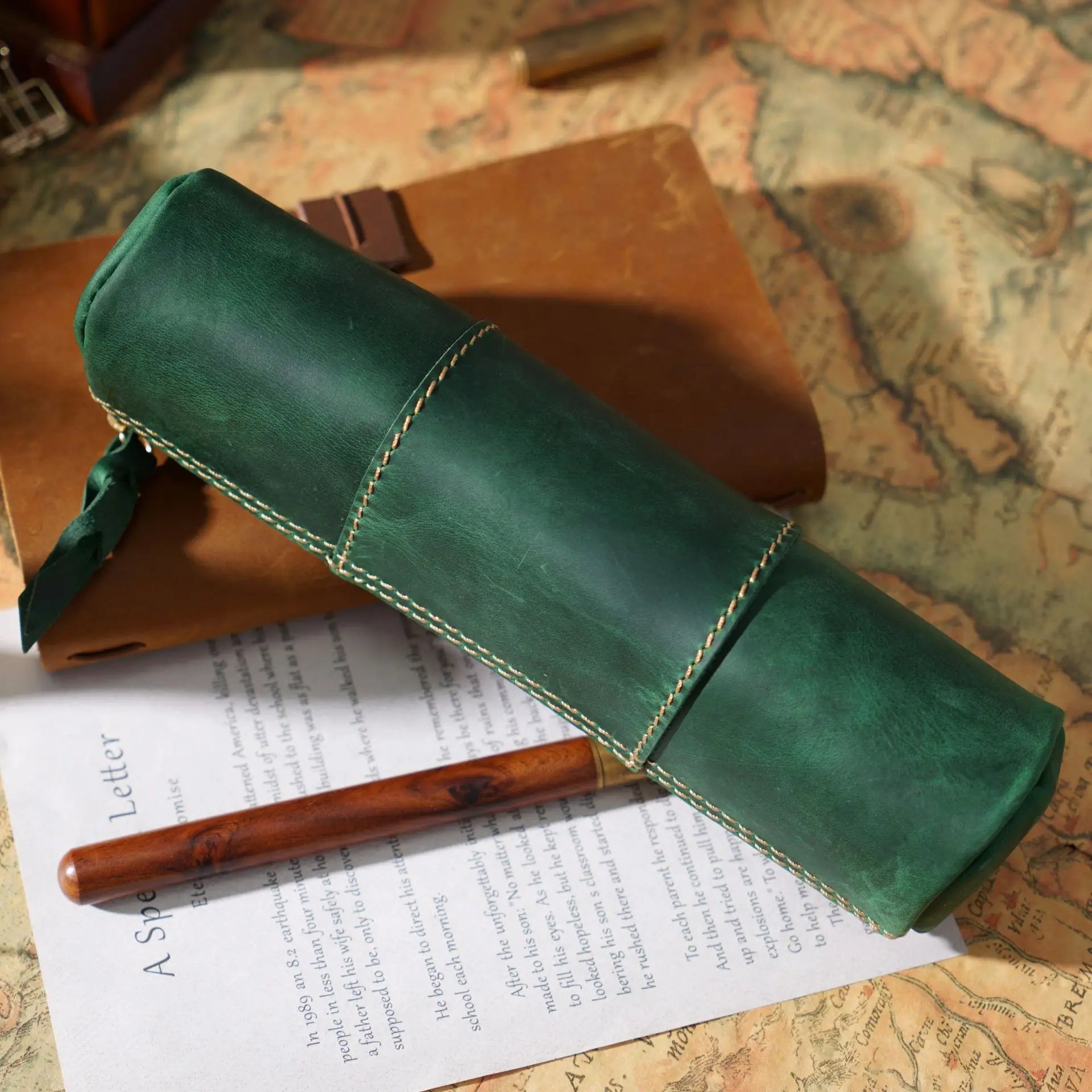 Vintage Handmade Leather Pencil Case – Zipper Organizer Pouch for Pens, Coins & Stationery