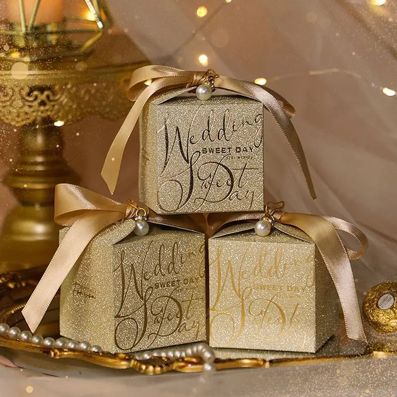 Luxury Glitter Wedding Candy Boxes with Pearl Ribbon Bow – High-End Gift & Chocolate Favor Box (20, 50pcs)