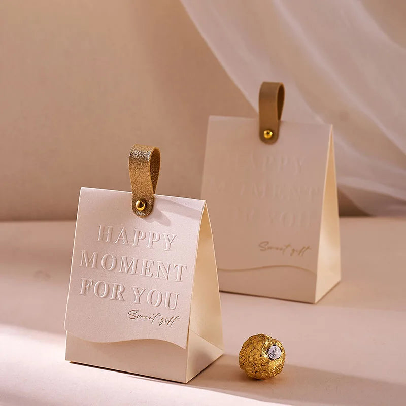 Luxury Portable Wedding Candy Boxes – 10pcs Creative Paperboard Gift Bags with Leather Handle