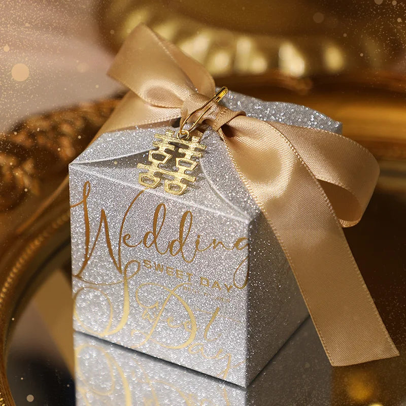 Luxury Glitter Wedding Candy Boxes with Pearl Ribbon Bow – High-End Gift & Chocolate Favor Box (20, 50pcs)