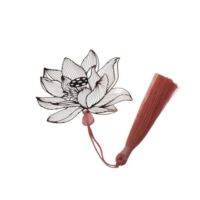 Elegant Metal Bookmark with Tassel – Hollow Leaf & Flower Design for Readers and Gift Lovers