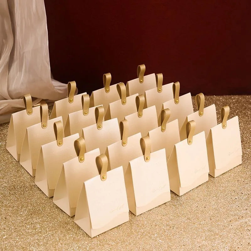 Luxury Portable Wedding Candy Boxes – 10pcs Creative Paperboard Gift Bags with Leather Handle