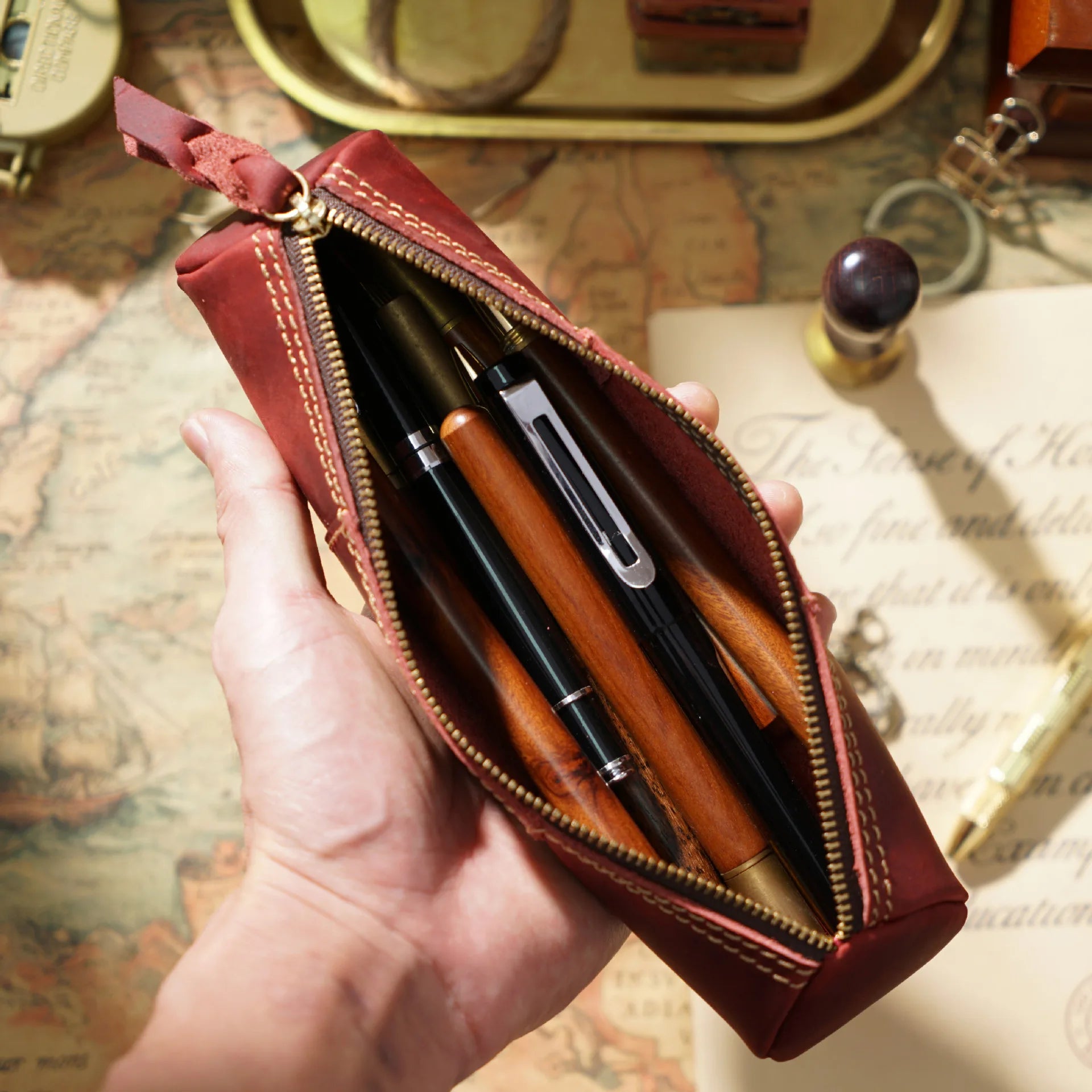 Vintage Handmade Leather Pencil Case – Zipper Organizer Pouch for Pens, Coins & Stationery