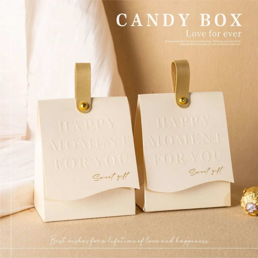 Luxury Portable Wedding Candy Boxes – 10pcs Creative Paperboard Gift Bags with Leather Handle
